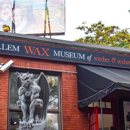salem wax museum hours